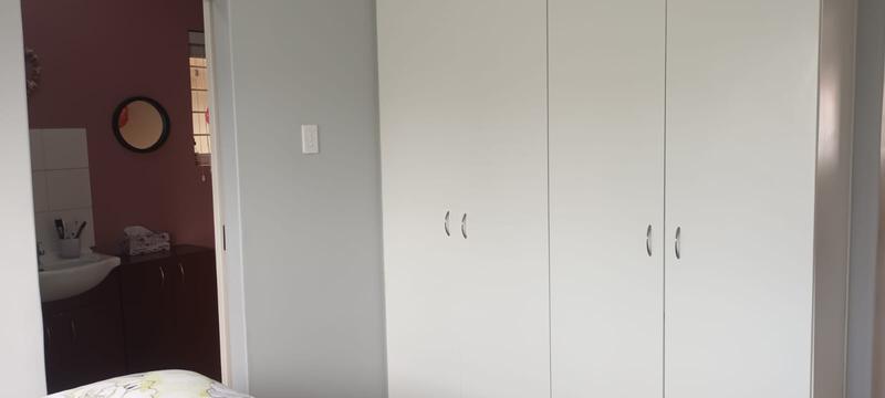 3 Bedroom Property for Sale in Pelikan Park Western Cape